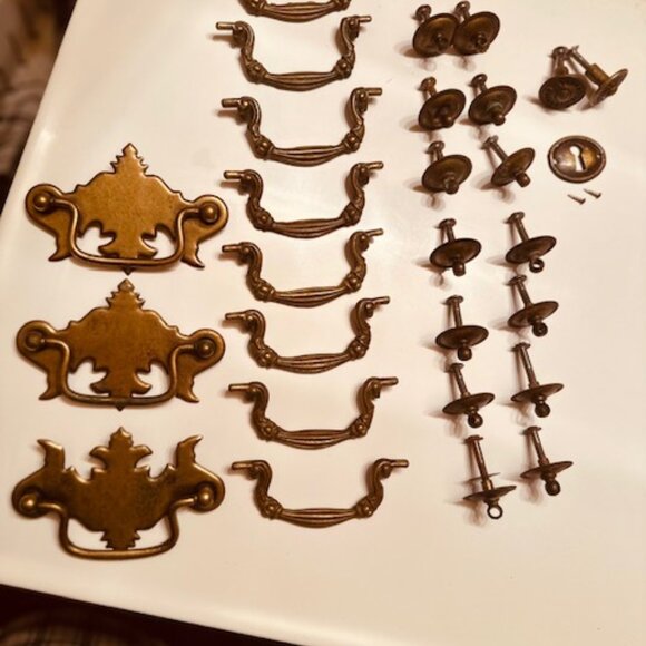 Genuine Antique Brass Cabinet Drawer Pulls with Screws - Picture 2 of 7